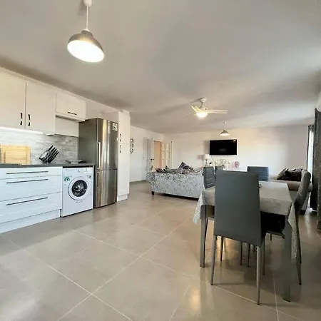 Old Town Luxury With Mountain Views *